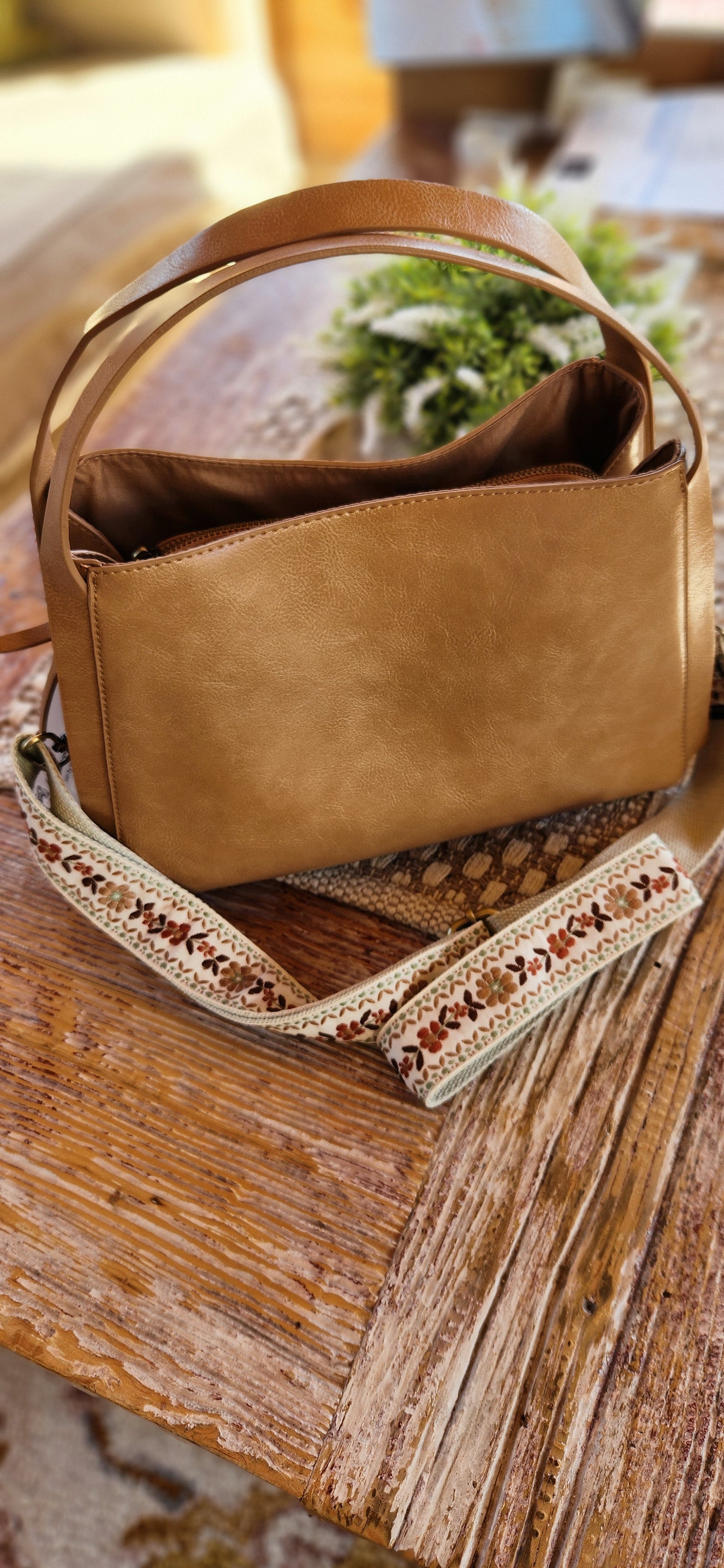 Grace Satchel Crossbody – Warm Tan
