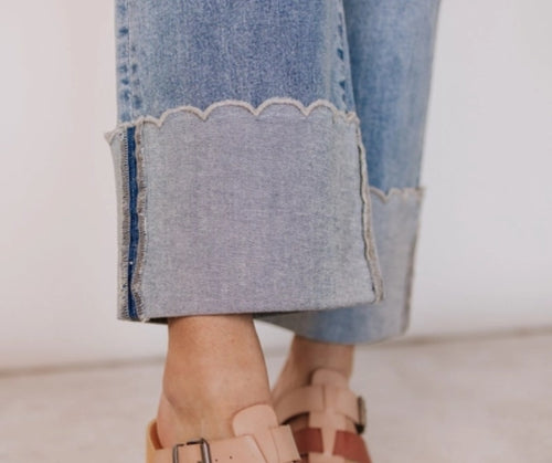 Ampersand Scallop Jeans